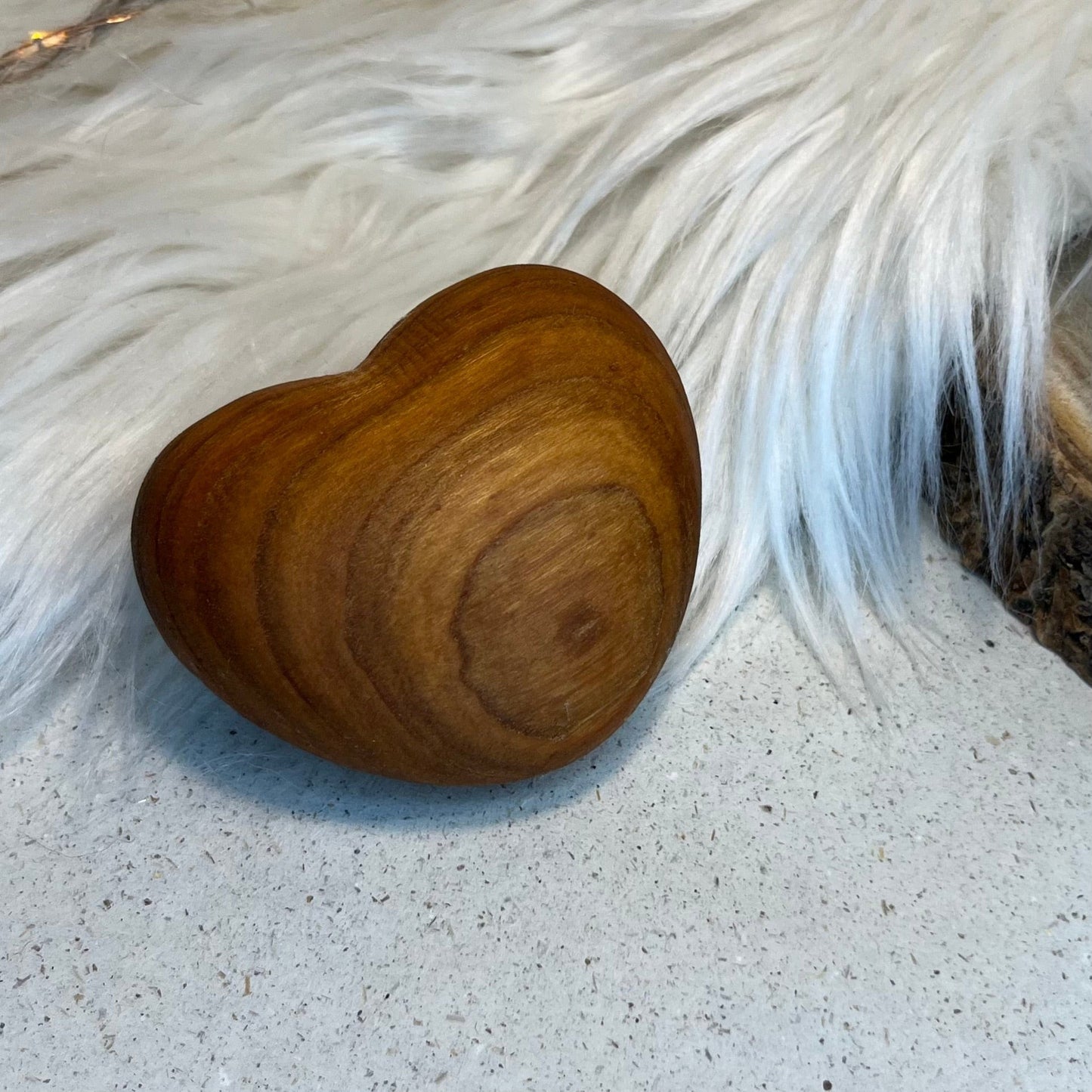 DwieDeko Holz Herz-Handschmeichler 'Schön, dass es dich gibt' – persönliches Geschenk