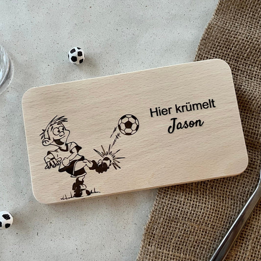 Frühstücksbrettchen personalisiert aus Holz - Gravur Fussball - Geschenk Geburt