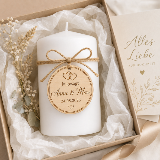 Personalisierter Holzanhänger für Hochzeit mit Namen & Datum