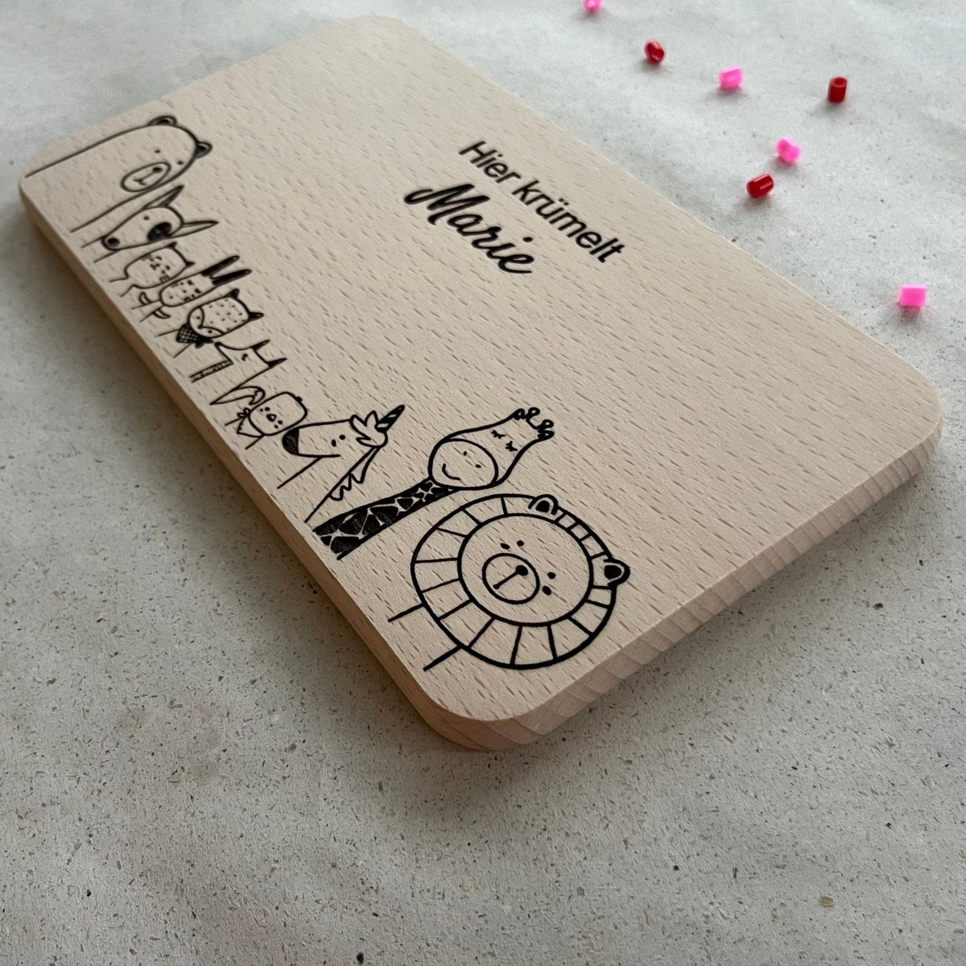 DwieDeko Frühstücksbrettchen mit Namen aus Holz - 10 Tiermotive - personalisiertes Geschenk für Kinder & Baby