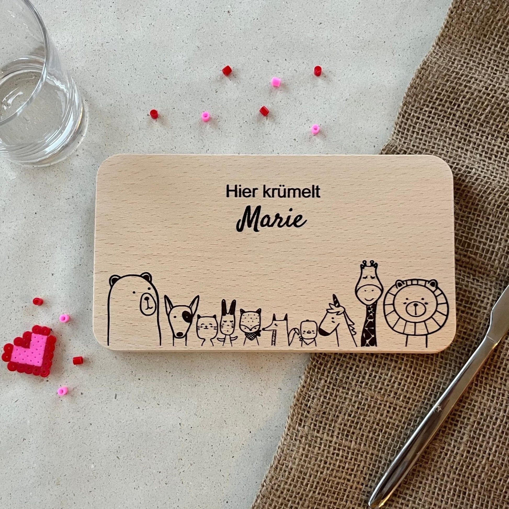 DwieDeko Frühstücksbrettchen mit Namen aus Holz - 10 Tiermotive - personalisiertes Geschenk für Kinder & Baby