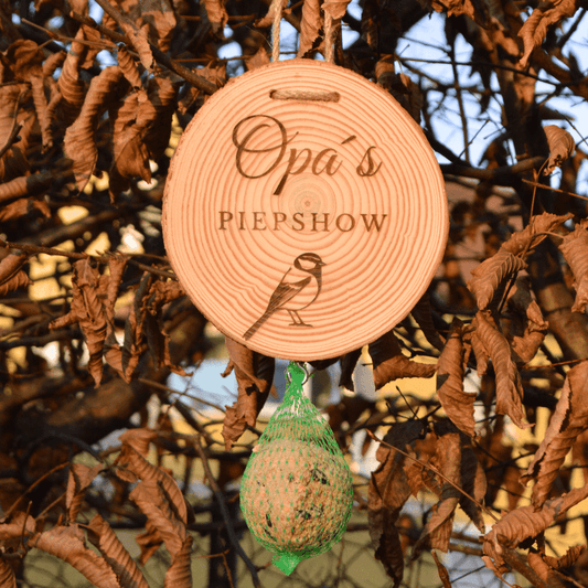 DwieDeko Geschenk für Opa zum Geburtstag – Meisenknödelhalter „Opas Piepshow“ für den Garten