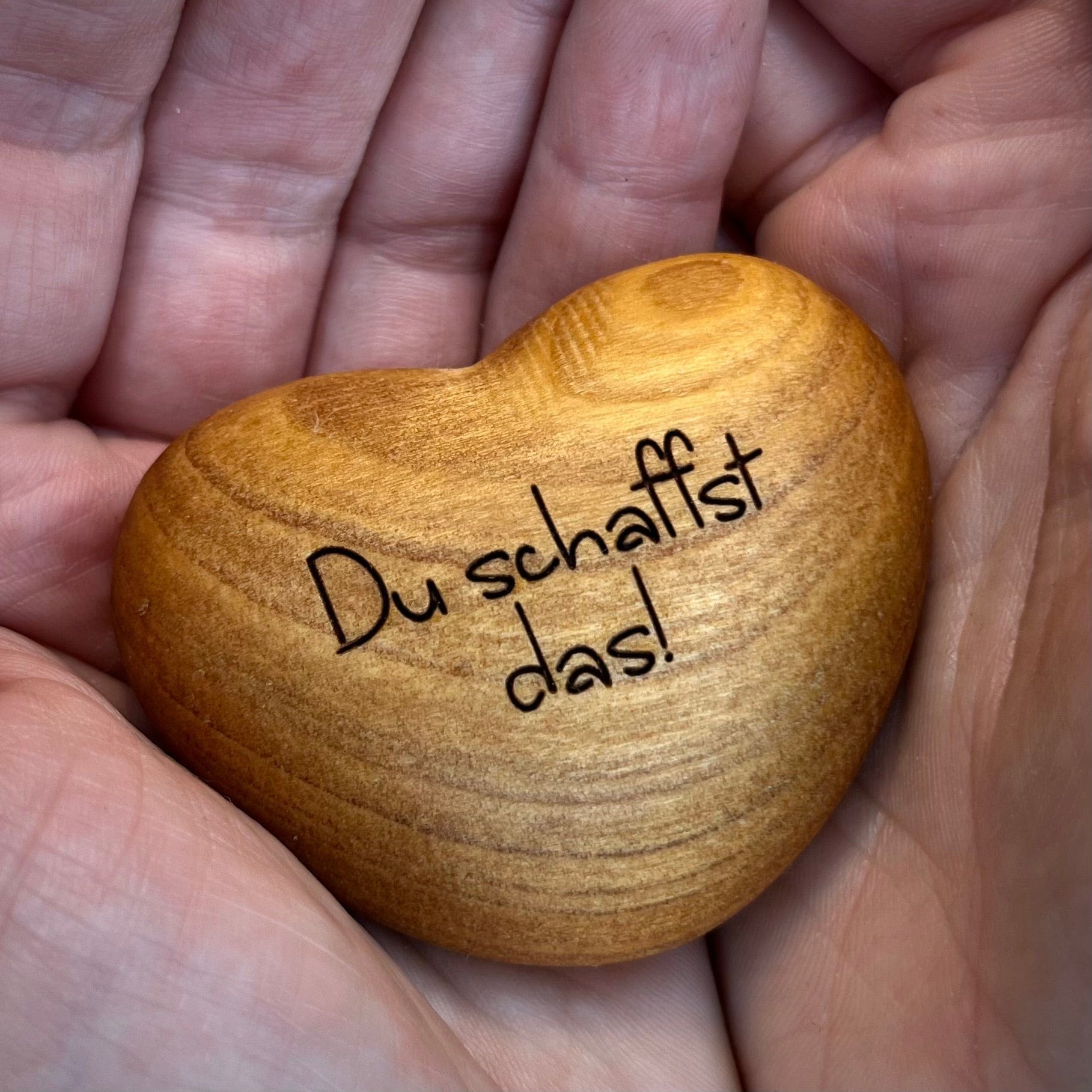 DwieDeko Handschmeichler Herz Holz 'Du schaffst das' – Mutmacher Geschenk zur Prüfung oder Krankheit