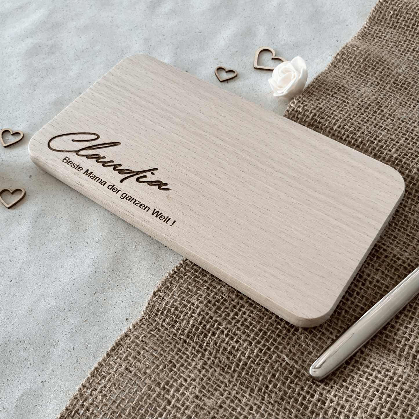 DwieDeko Personalisiertes Frühstücksbrett mit Namen – Beste Mama der Welt – Geschenkidee Muttertag