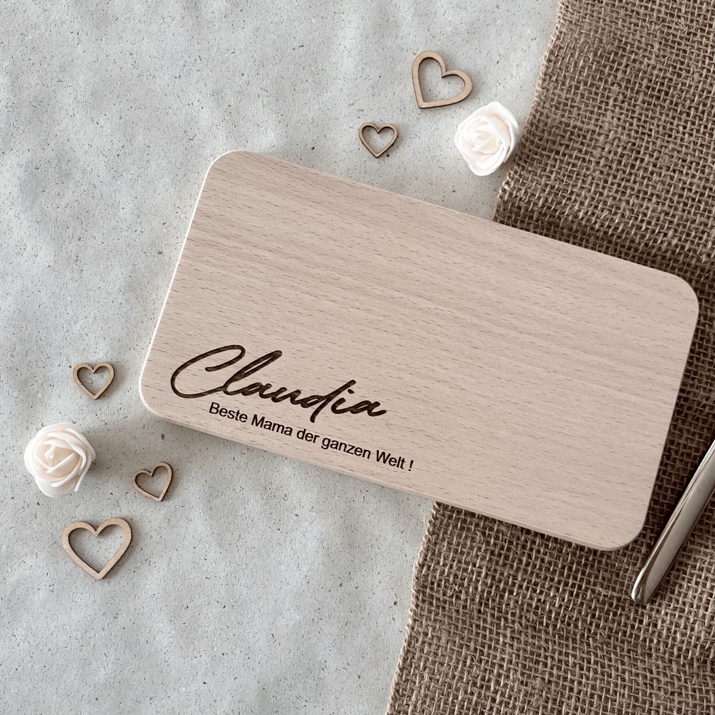 DwieDeko Personalisiertes Frühstücksbrett mit Namen – Beste Mama der Welt – Geschenkidee Muttertag