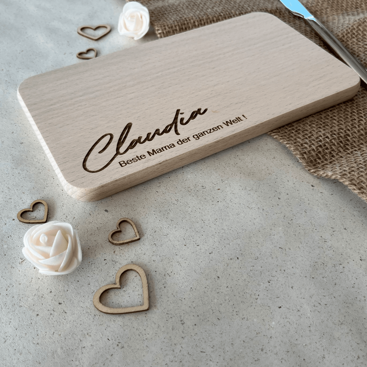 DwieDeko Personalisiertes Frühstücksbrett mit Namen – Beste Mama der Welt – Geschenkidee Muttertag