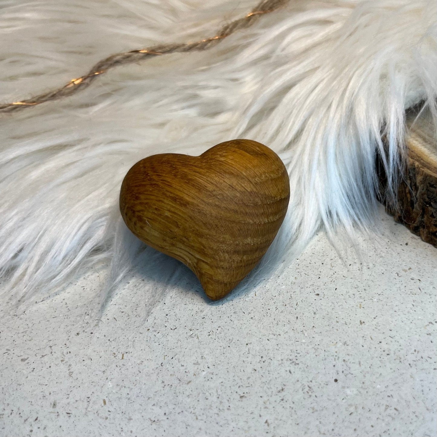 DwieDeko Spitzes Holzherz ohne Gravur – Handschmeichler, Mutmacher, Glücksbringer zur Prüfung & Krankheit