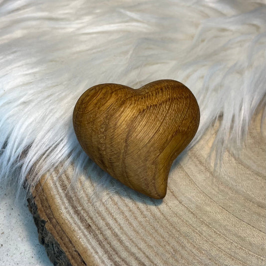 DwieDeko Spitzes Holzherz ohne Gravur – Handschmeichler, Mutmacher, Glücksbringer zur Prüfung & Krankheit