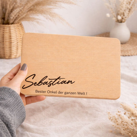 Frühstücksbrett mit Namen – Geschenk für Onkel oder Patenonkel personalisiert – Bester Onkel der Welt - DwieDeko