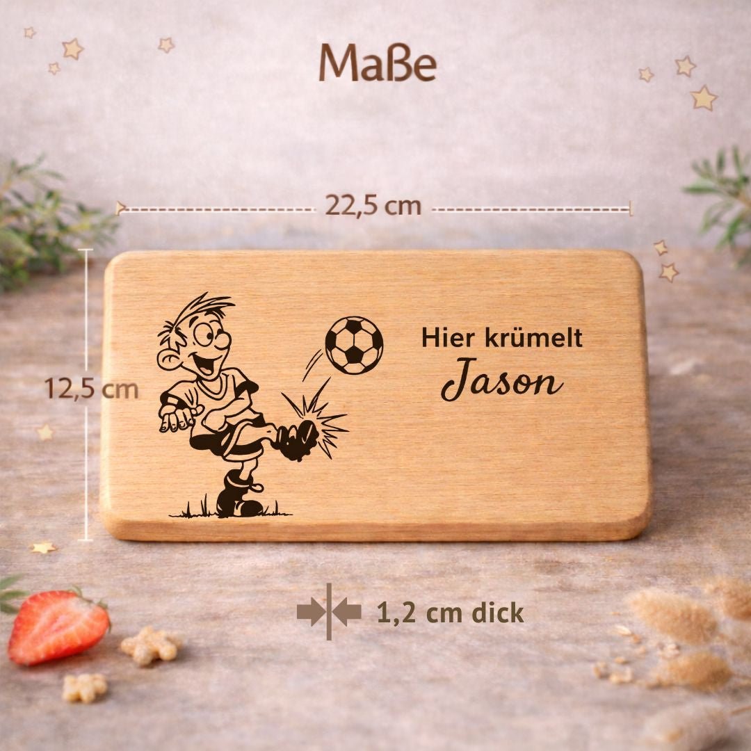 Frühstücksbrettchen personalisiert aus Holz - Fußballspieler - DwieDeko