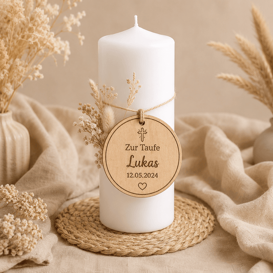 Geschenk für die Taufe – Holzanhänger personalisiert mit Name & Datum - DwieDeko
