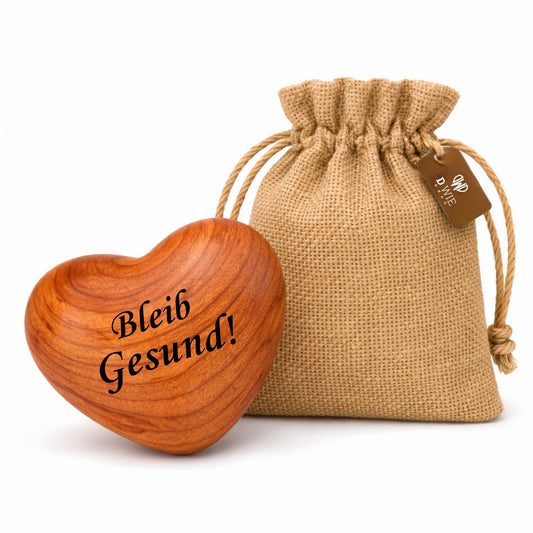 Herz - Handschmeichler Holz 'Bleib gesund' – Glücksbringer Geschenk Reise & Gesundheit - DwieDeko