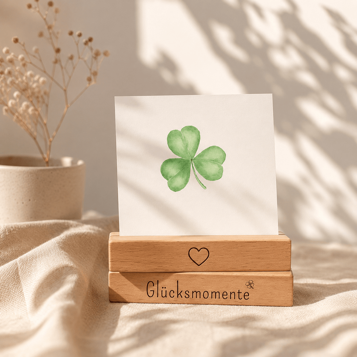 Kartenhalter Holz mit Gravur - Glücksmomente - DwieDeko