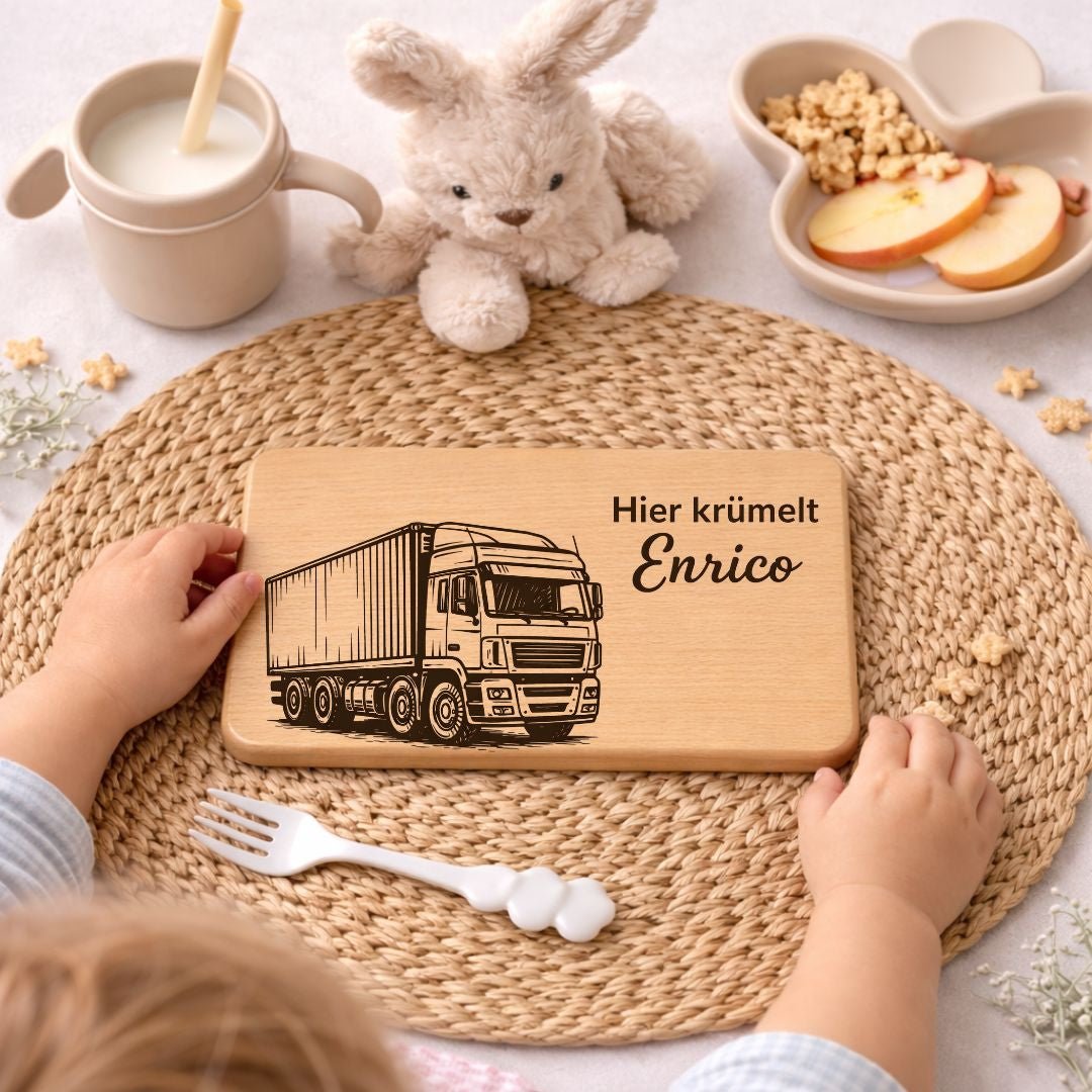 Personalisierte Frühstücksbrettchen aus Holz - LKW - DwieDeko