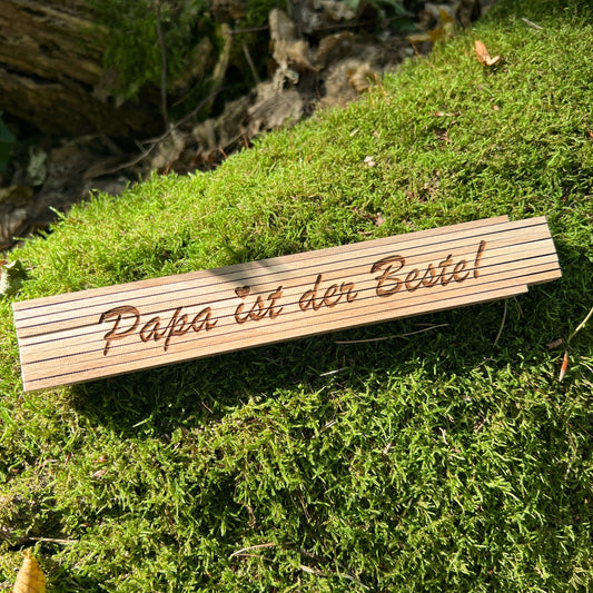 Zollstock personalisiert mit Gravur - Papa ist der Beste ! - DwieDeko